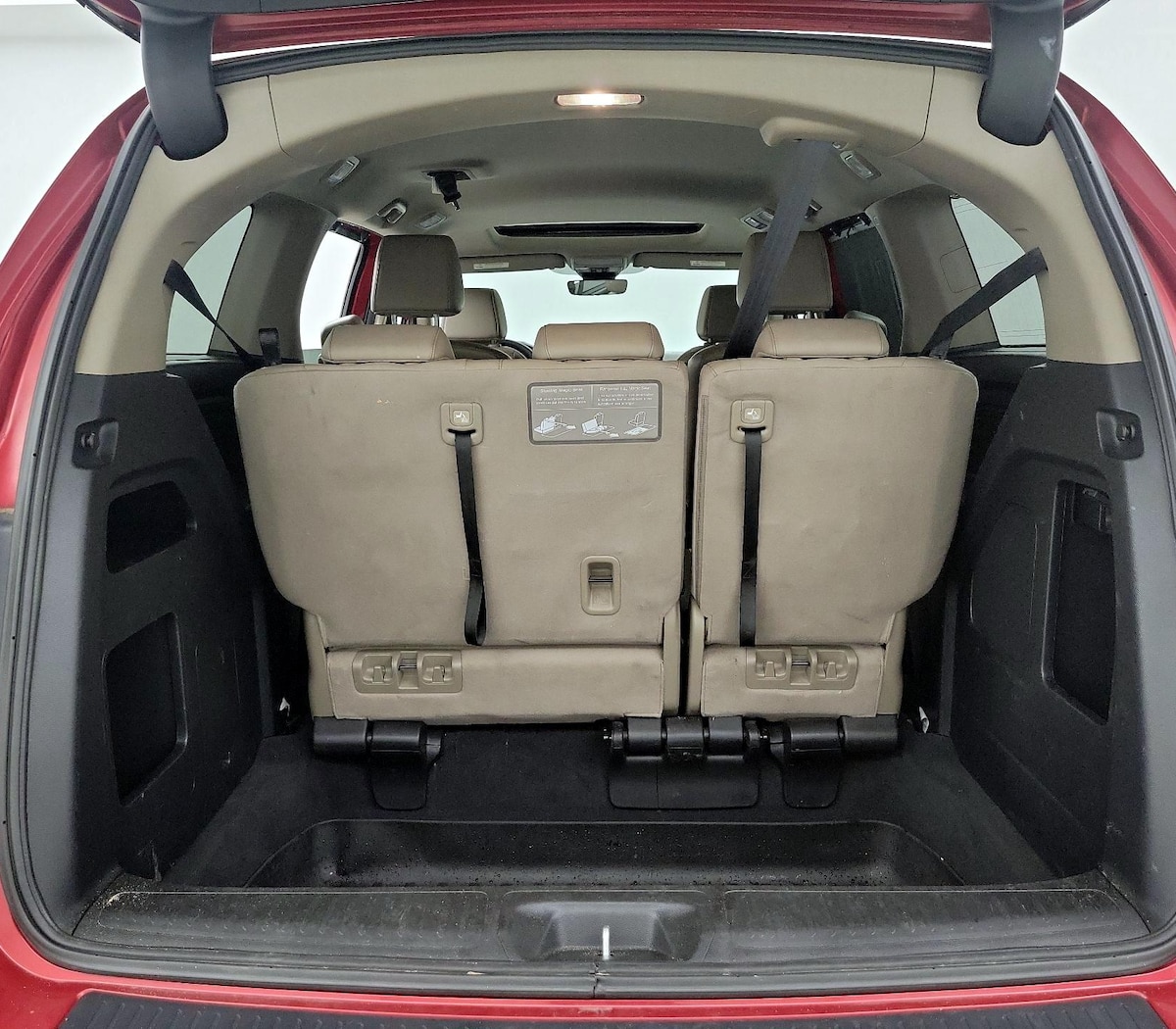 Trunk/Cargo (Seats Up)