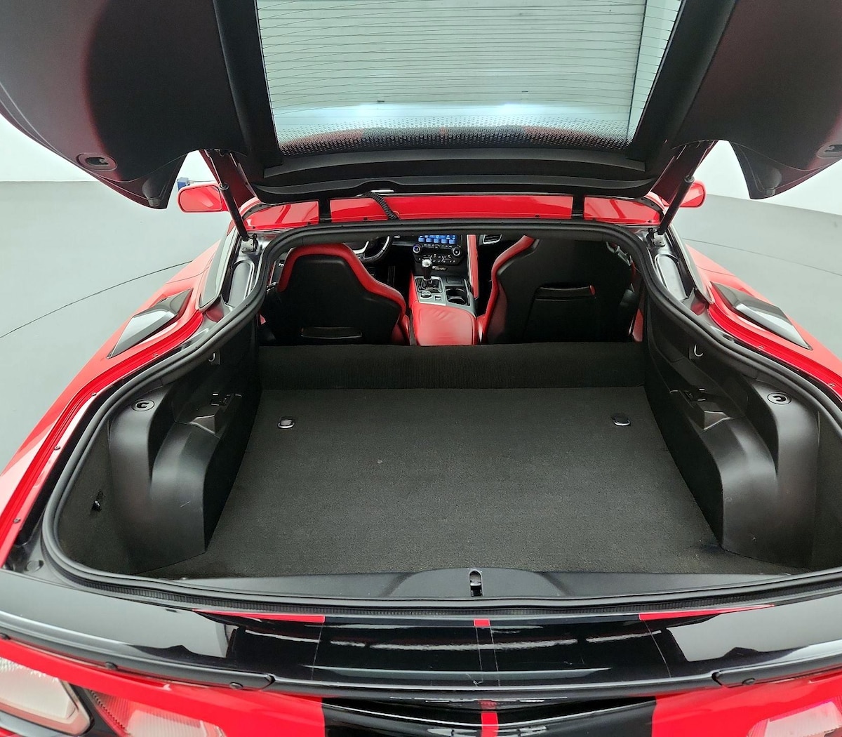 Trunk/Cargo (Seats Up)