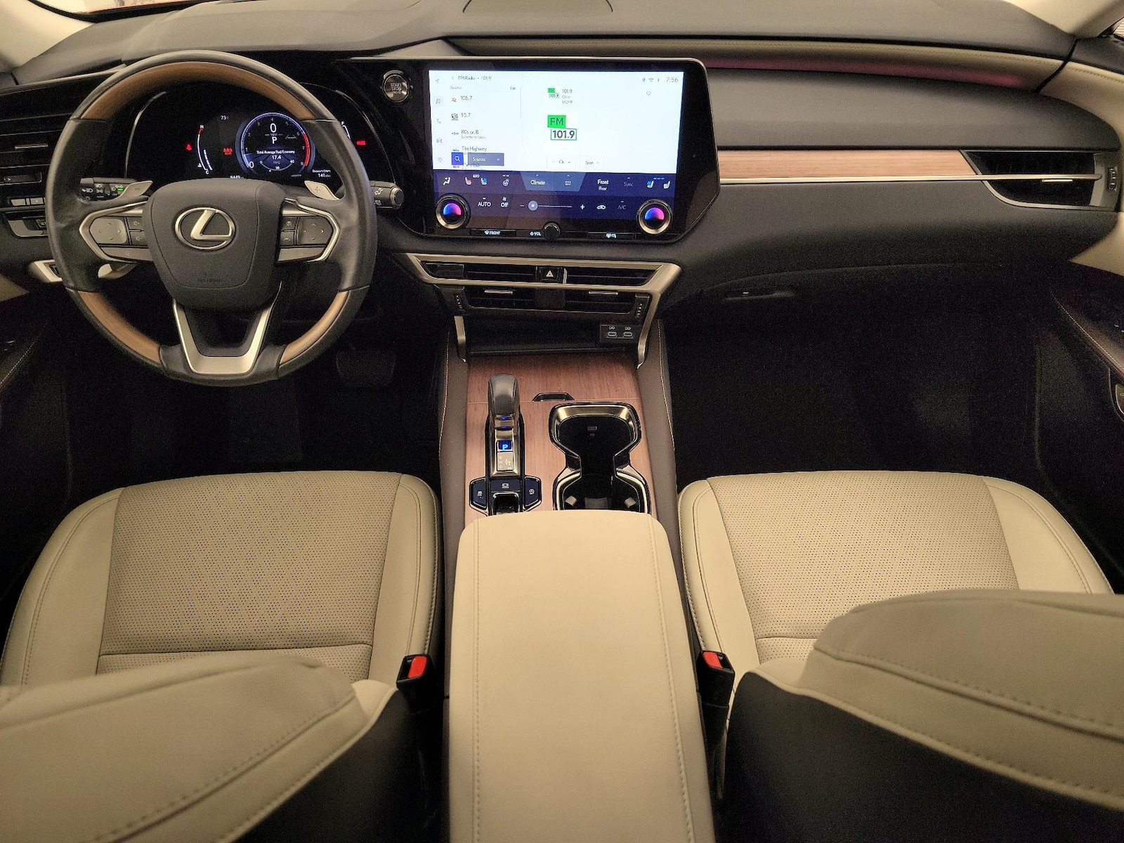 Apple CarPlay® & Android Auto™
