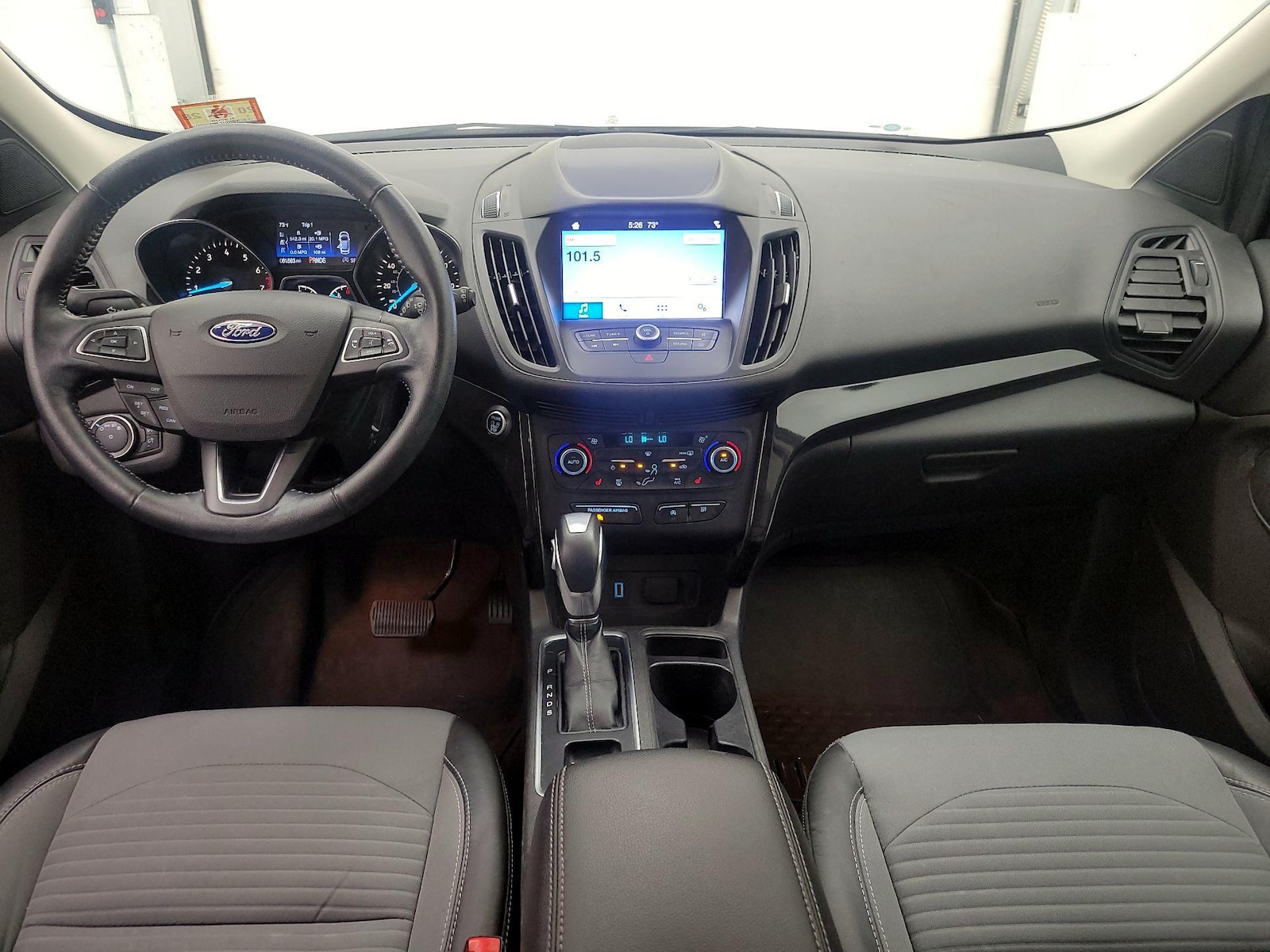 Apple CarPlay® & Android Auto™