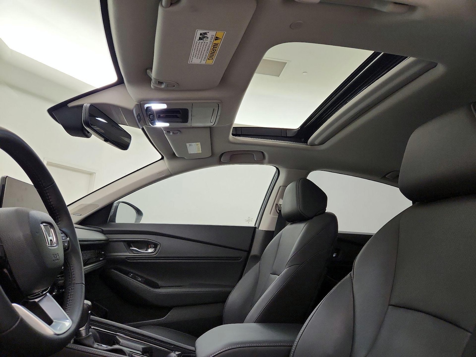 Sunroof(s) & Overhead Airbags