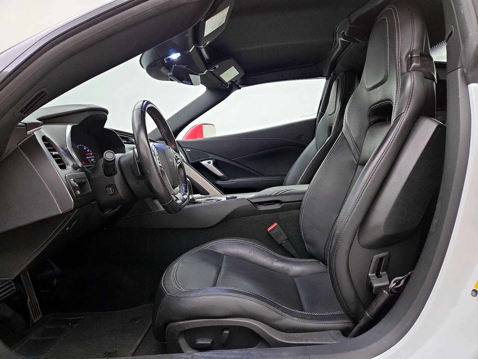 Power Seat(s) & Leather Seats