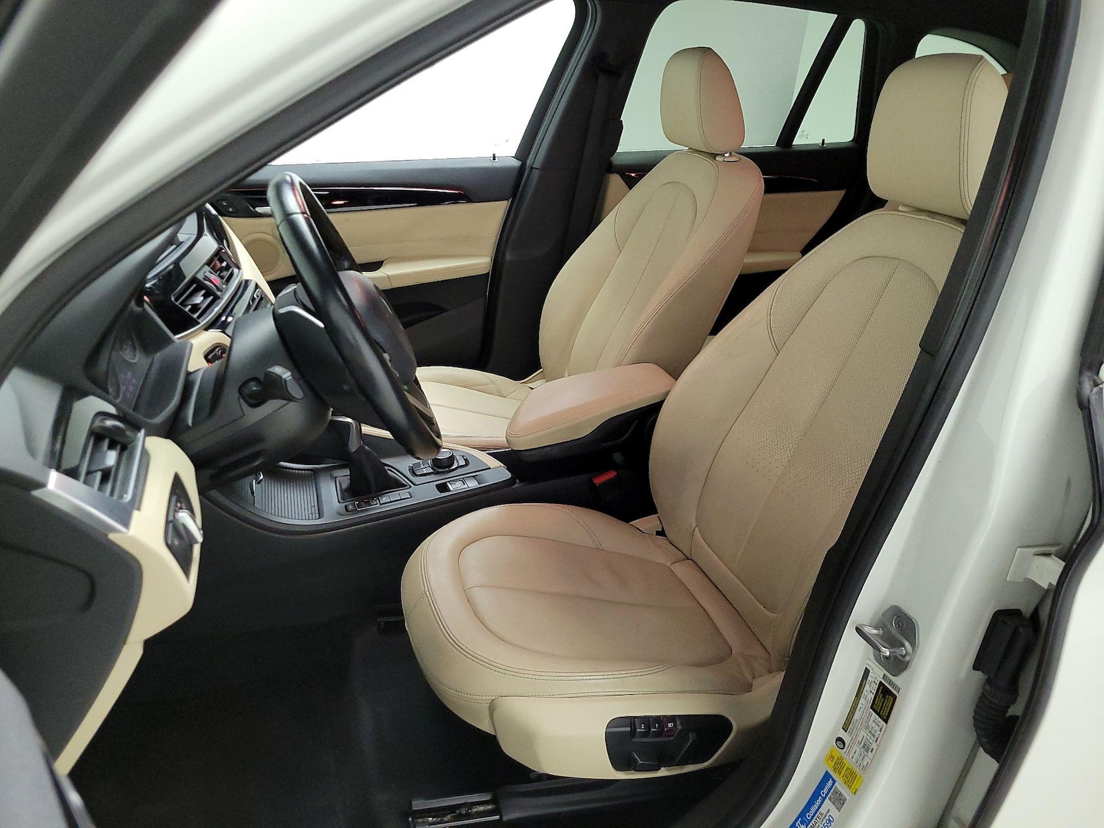 Power Seat(s) & Side Airbags