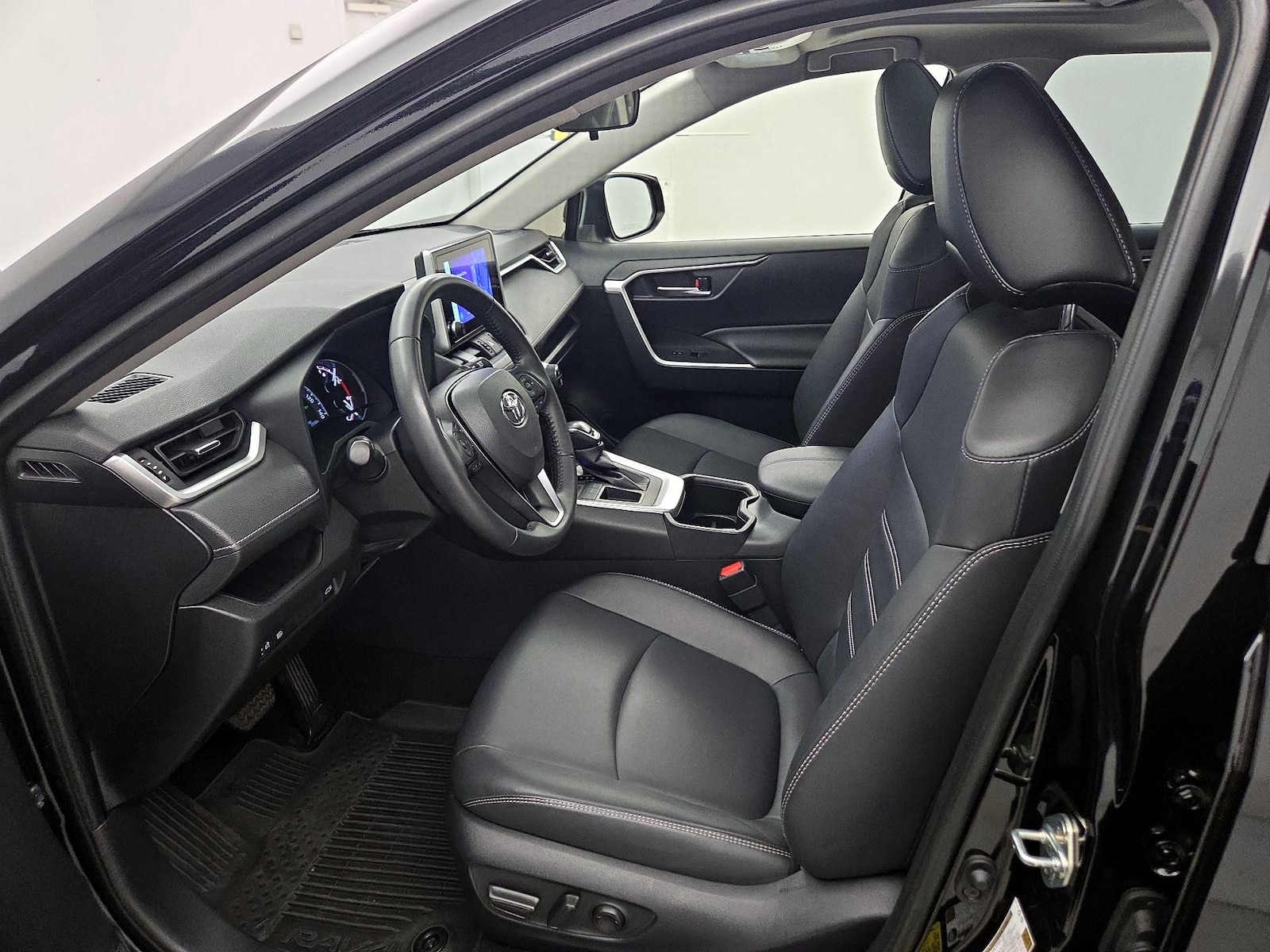 Power Seat(s) & Side Airbags
