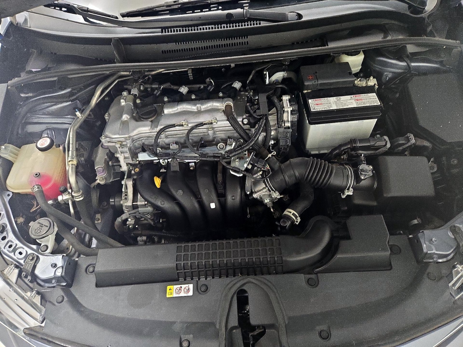 2022 Toyota Corolla LE - Photo 22