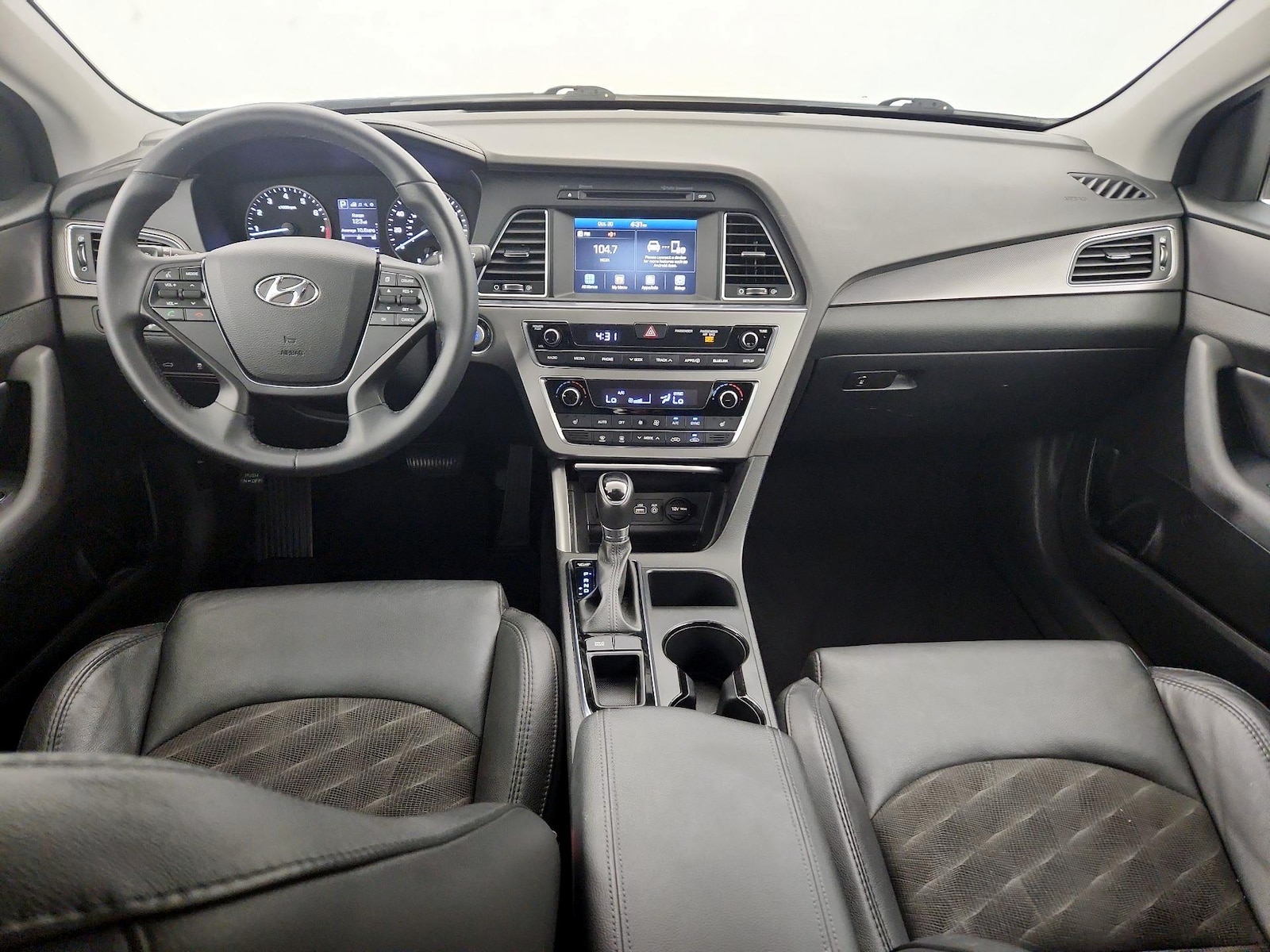 Apple CarPlay® & Android Auto™