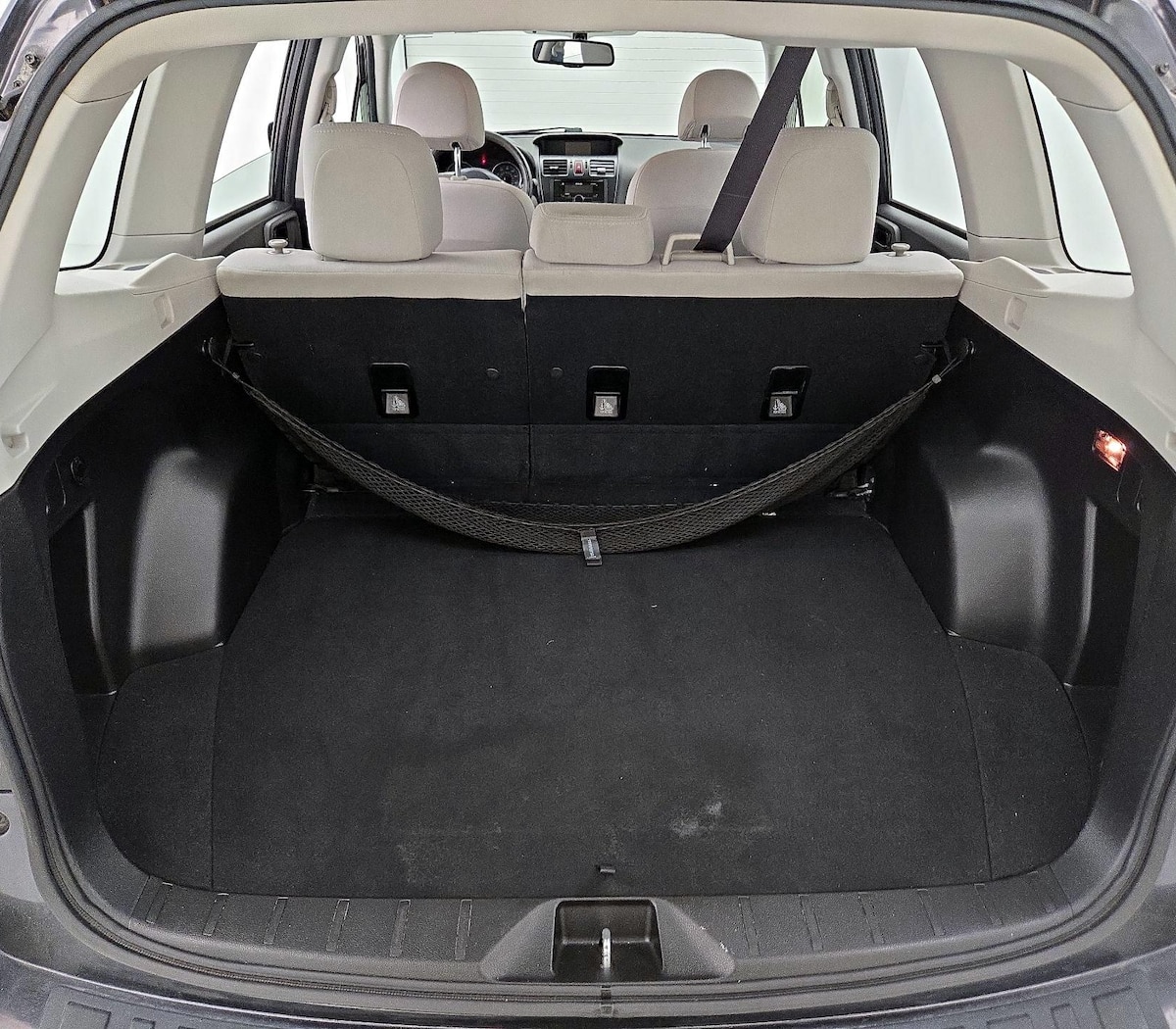 Trunk/Cargo (Seats Up)
