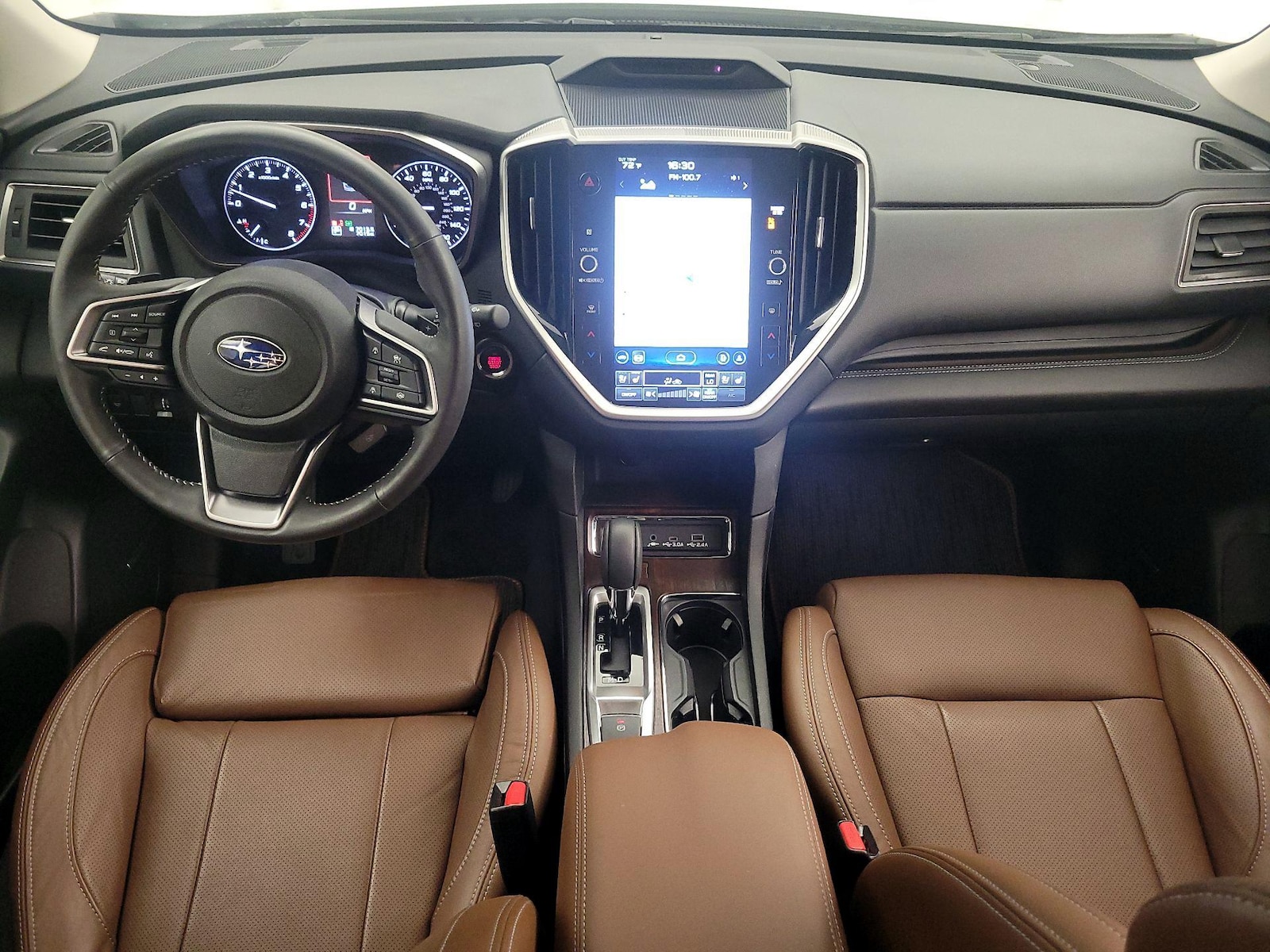 Apple CarPlay® & Android Auto™