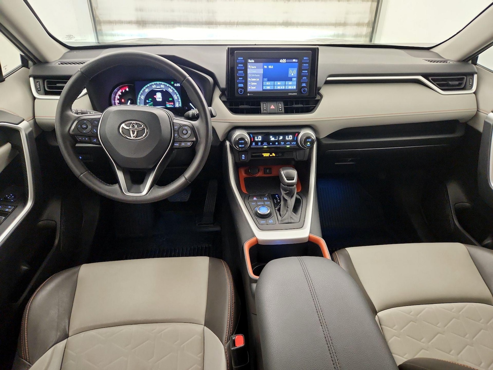 Apple CarPlay® & Android Auto™