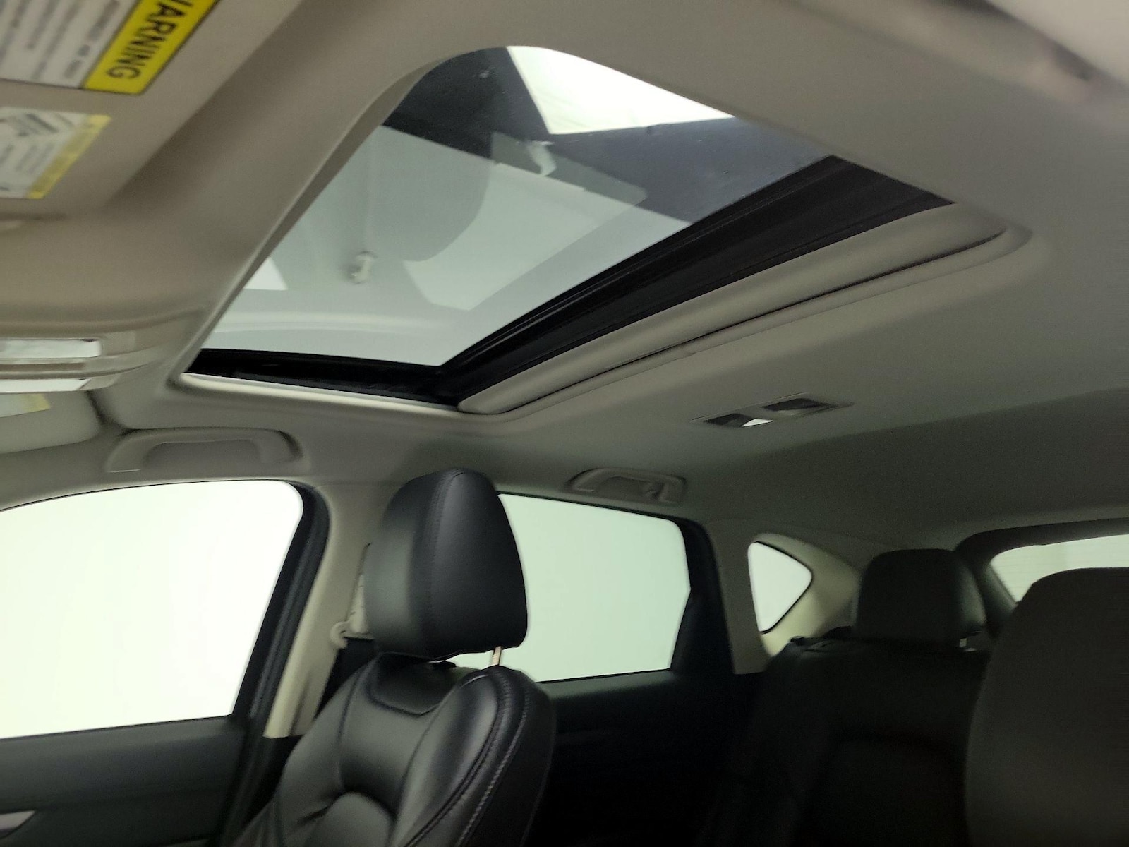 Sunroof(s) & Overhead Airbags