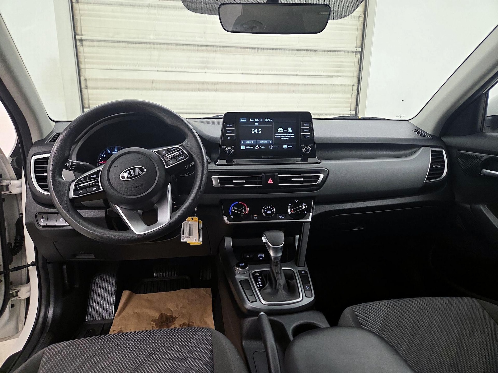 Apple CarPlay® & Android Auto™