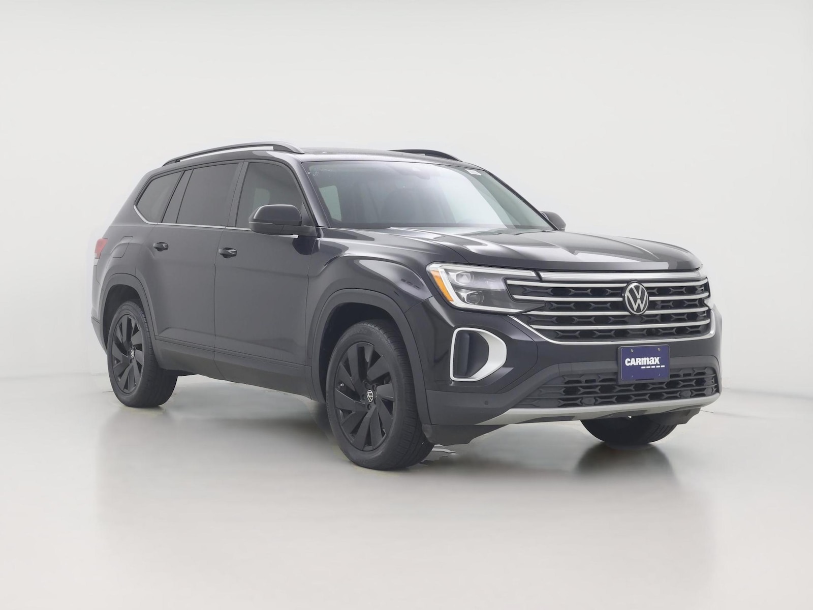 2024 Volkswagen Atlas SE w/Tech - Photo 1