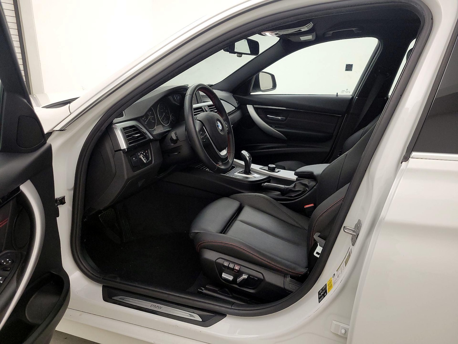 Power Seat(s) & Side Airbags