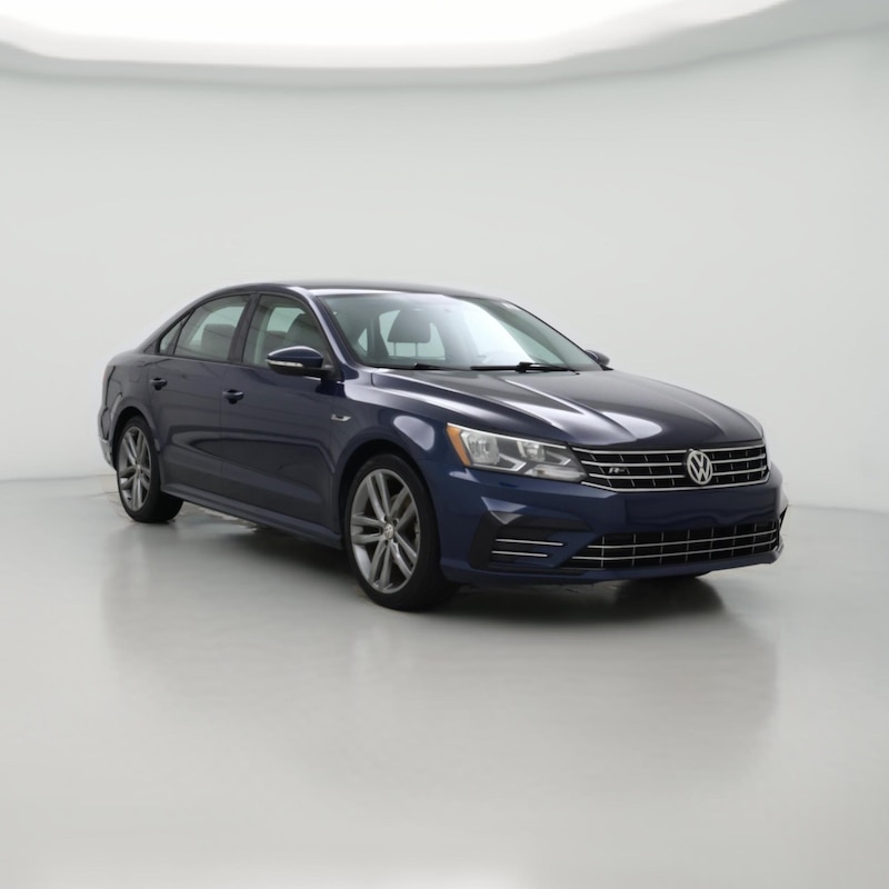 2018 Volkswagen Passat R-Line