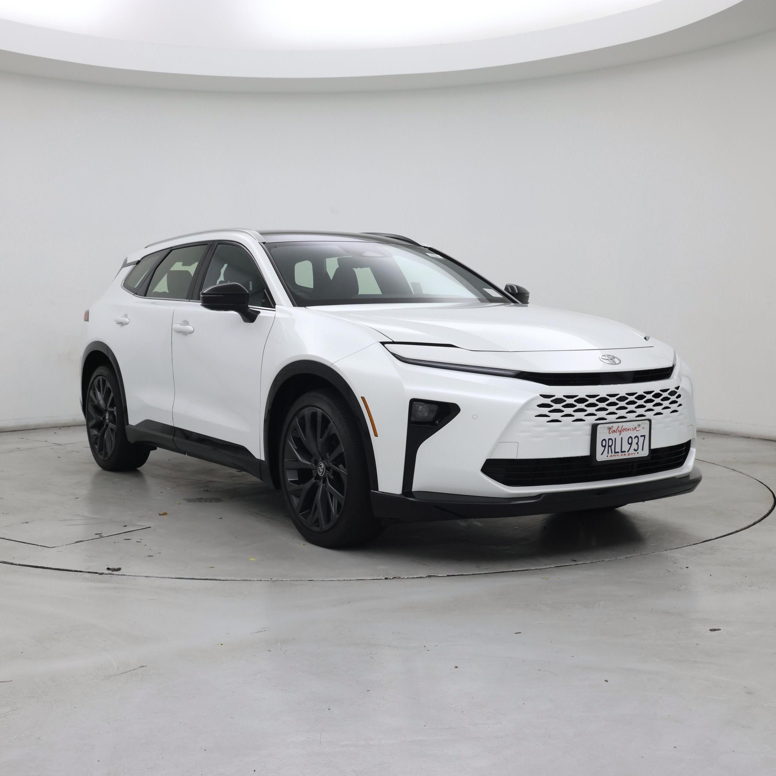 White 2025 Toyota Crown Signia SUV / Crossover All-Wheel Drive Automatic