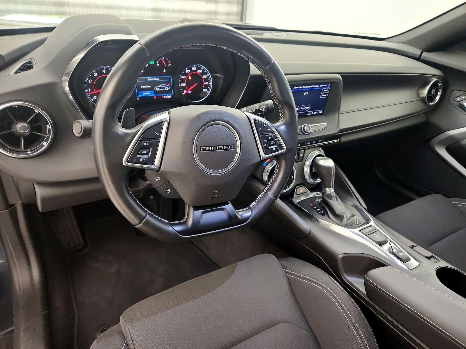 Apple CarPlay® & Android Auto™