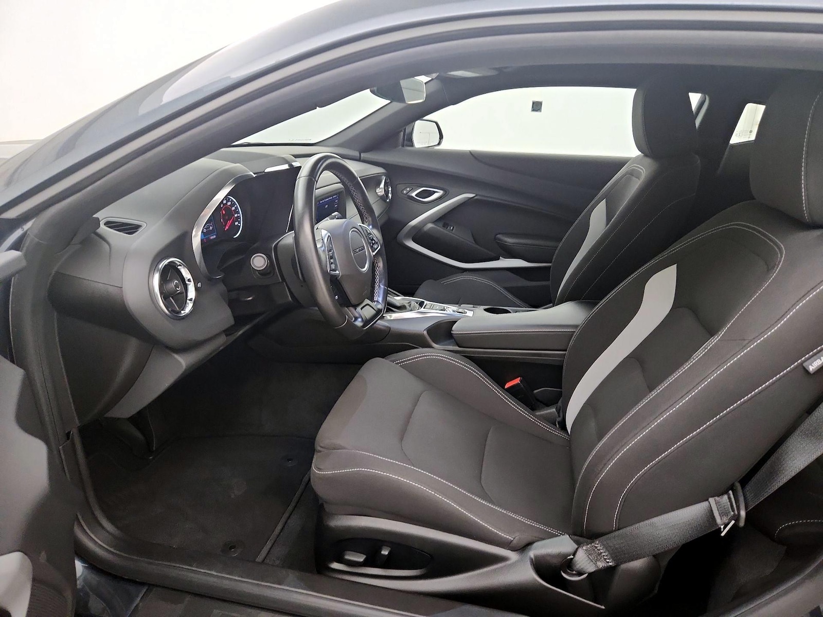 Power Seat(s) & Side Airbags