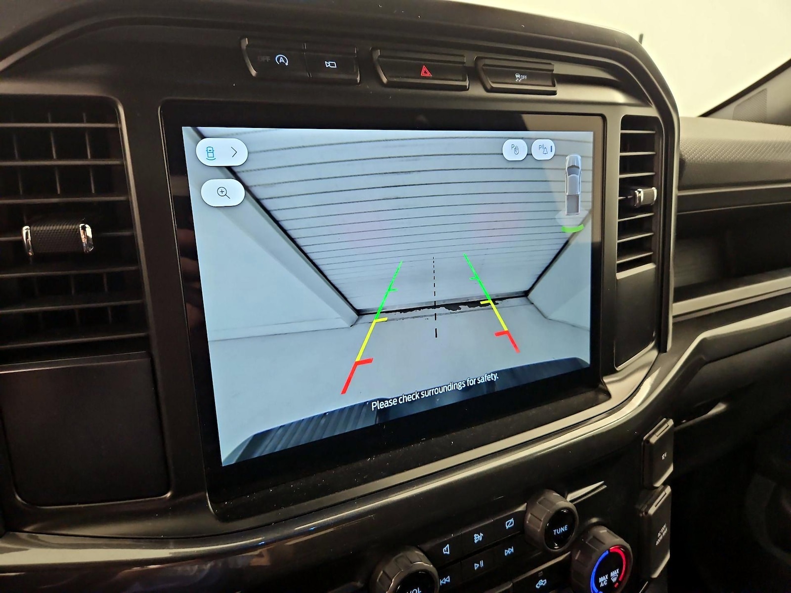 2024 Ford F-150 STX - Photo 16