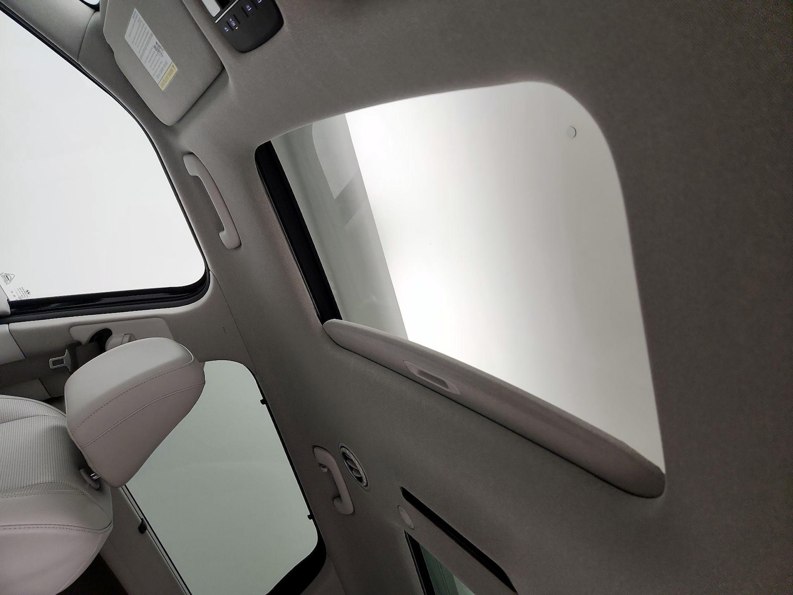 Sunroof(s) & Skylight(s)