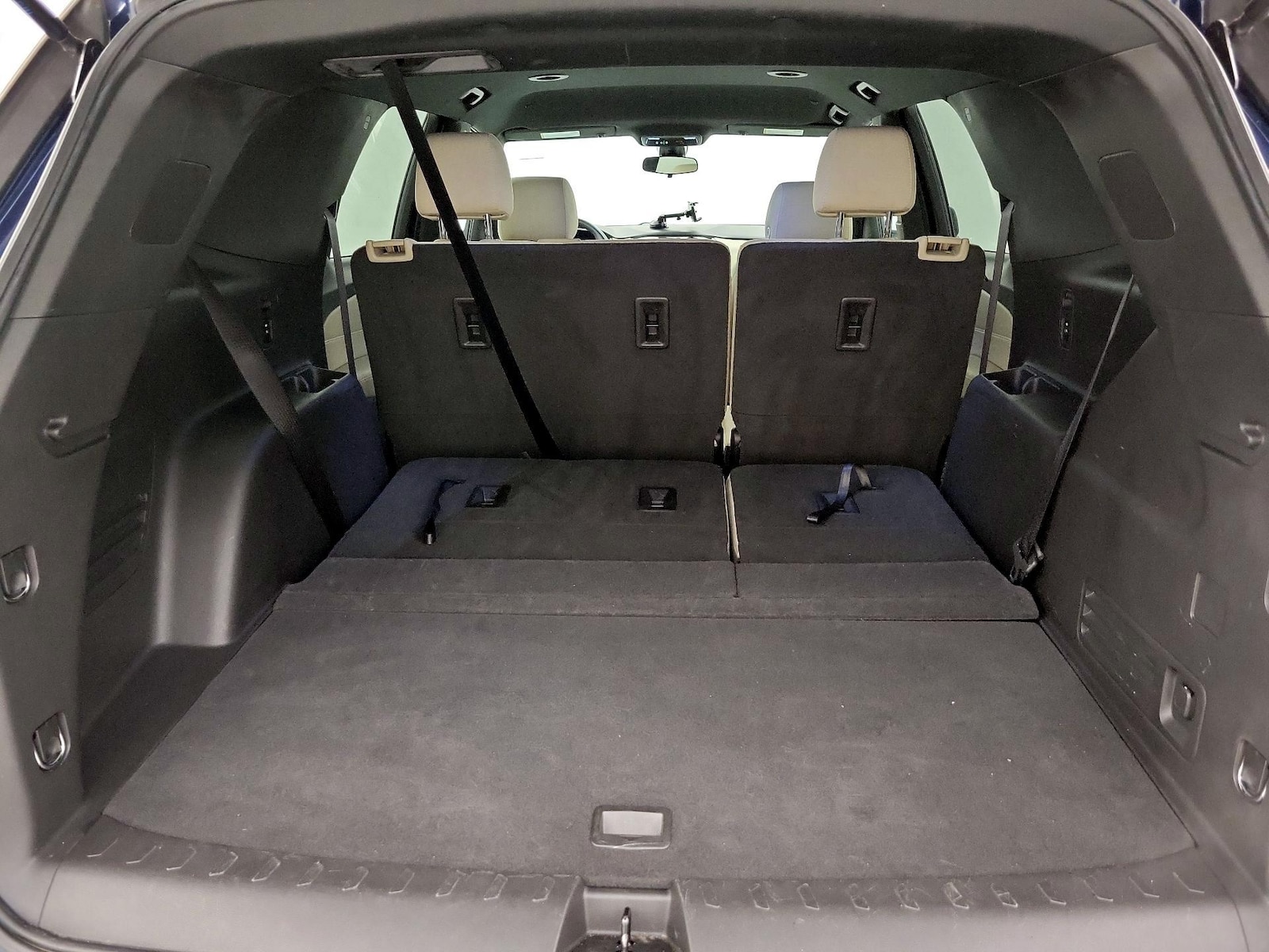 2022 Chevrolet Traverse LS - Photo 23