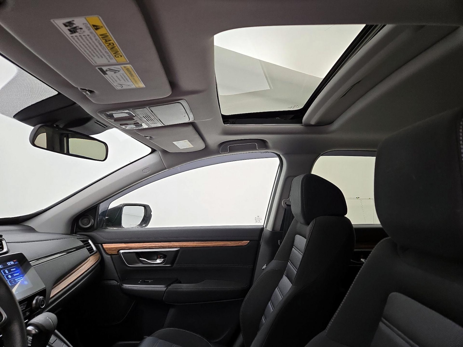 Sunroof(s) & Overhead Airbags