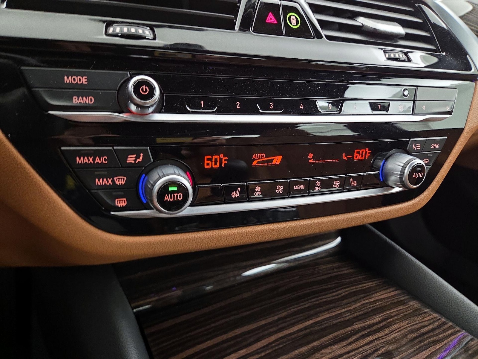 2023 BMW 5 Series 530i - Photo 18