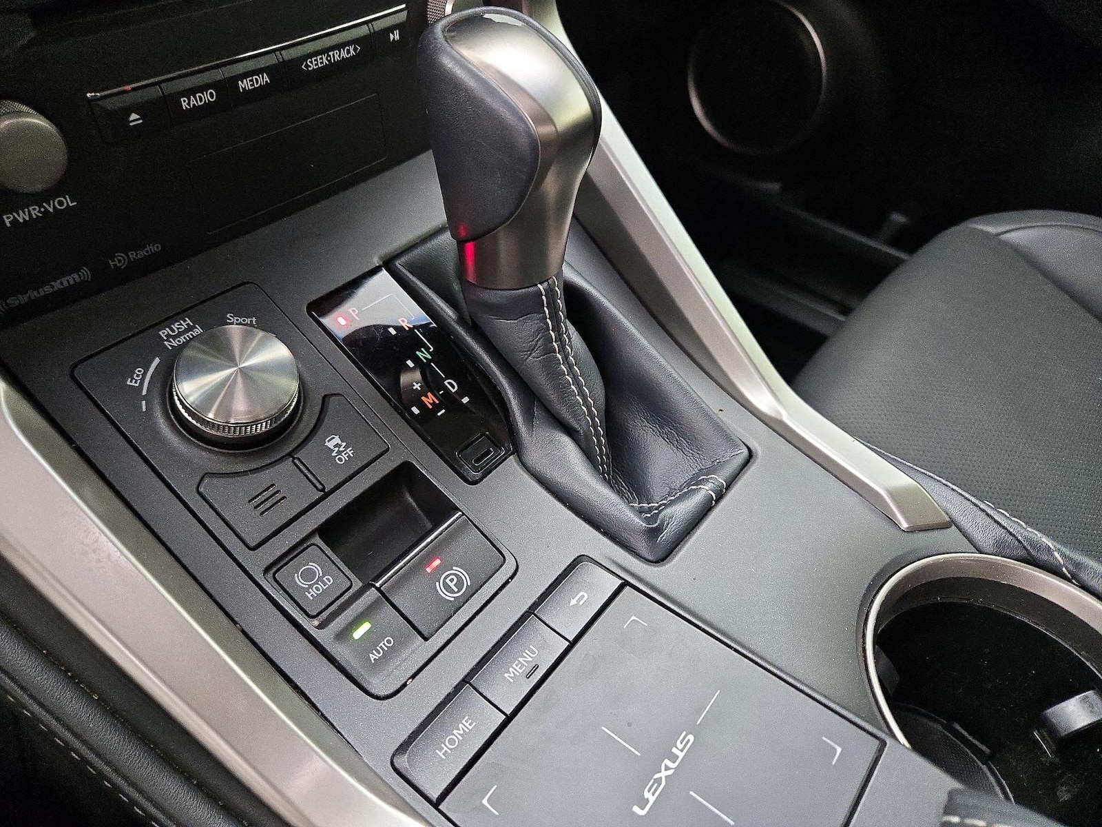 2018 Lexus NX 300 - Photo 18