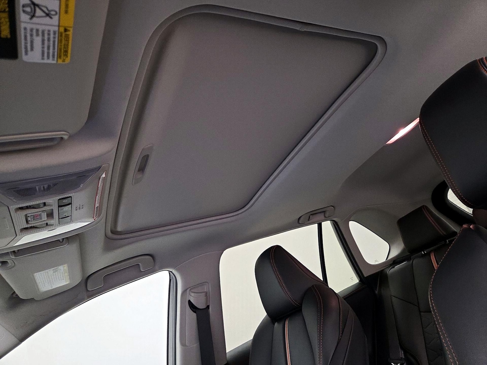Sunroof(s) & Overhead Airbags
