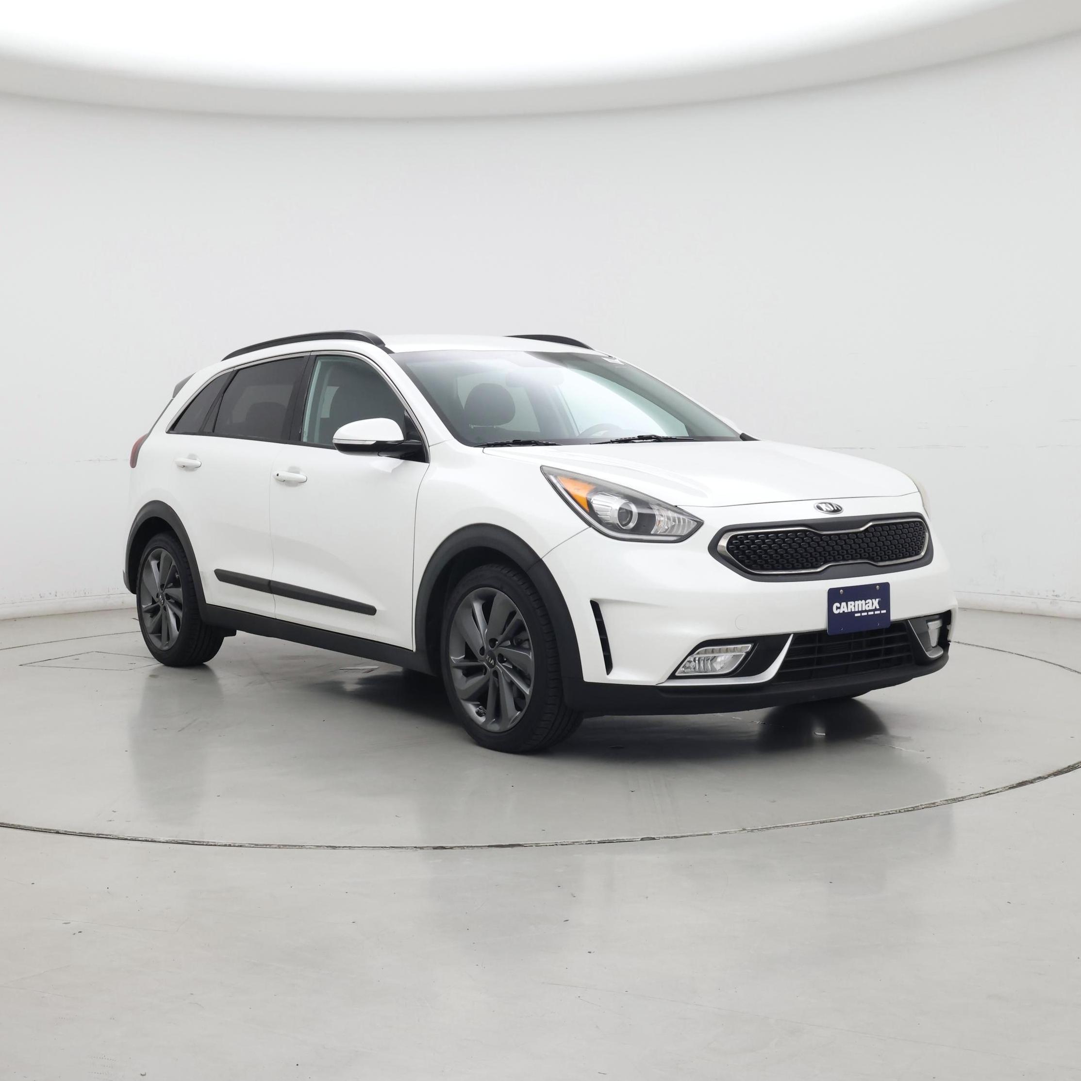 White 2017 Kia Niro SUV / Crossover Front-Wheel Drive Automatic