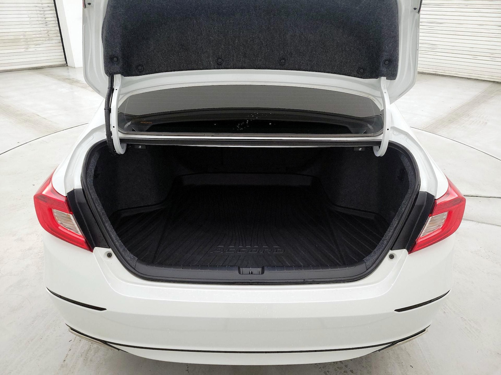 2021 Honda Accord Sport - Photo 21