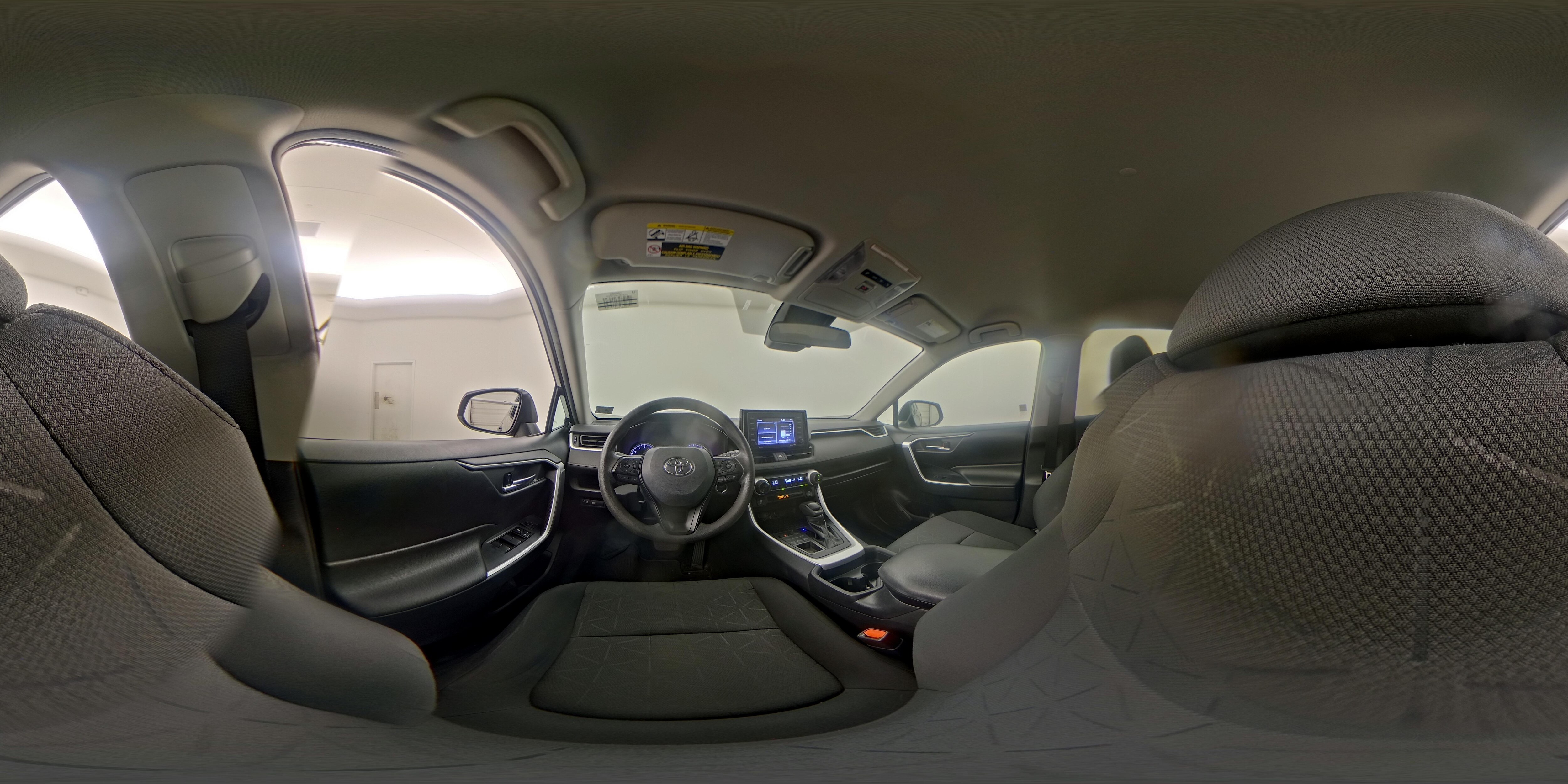 2021 Toyota RAV4 XLE - Photo 26