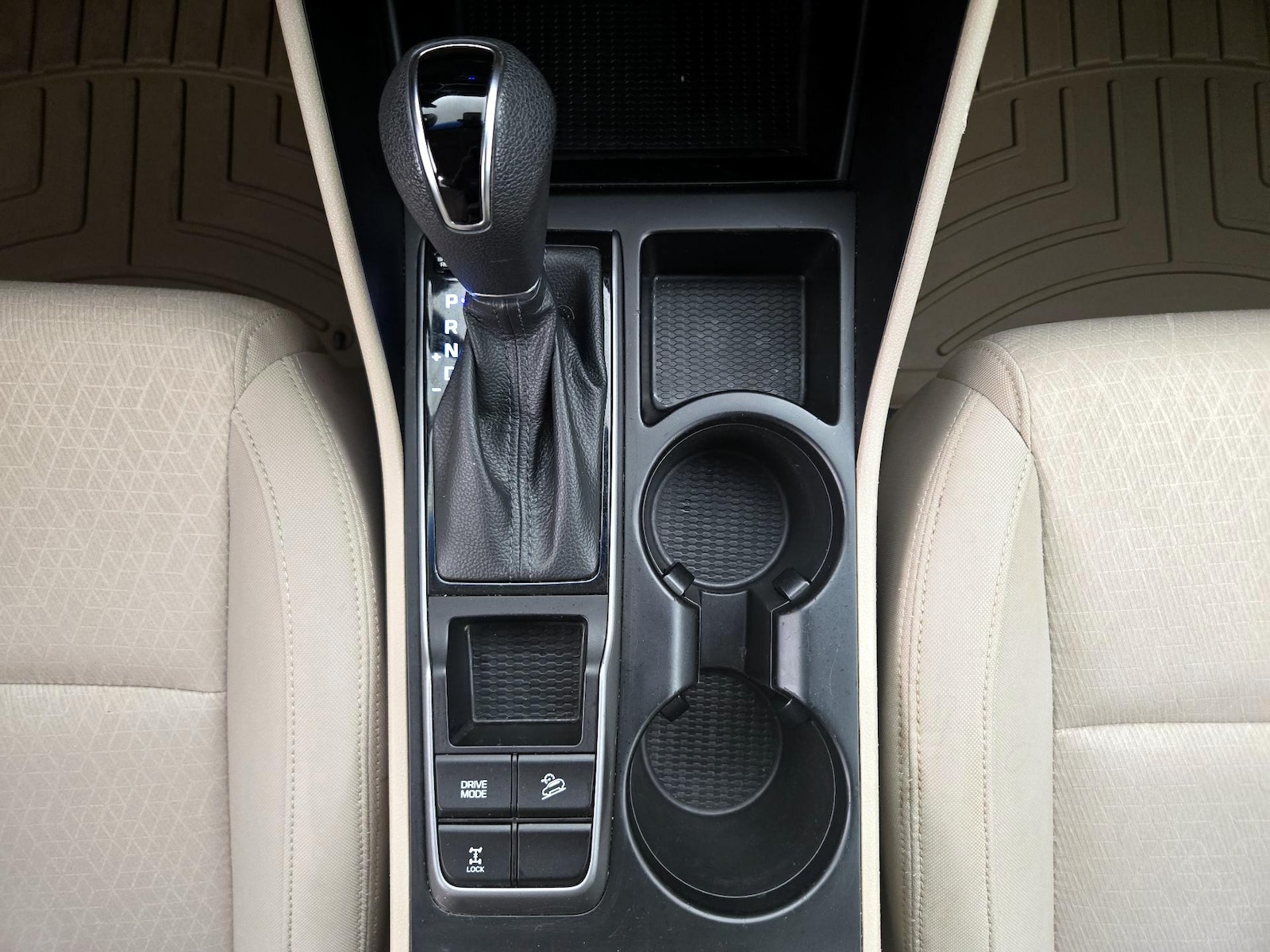 2016 Hyundai Tucson SE - Photo 18