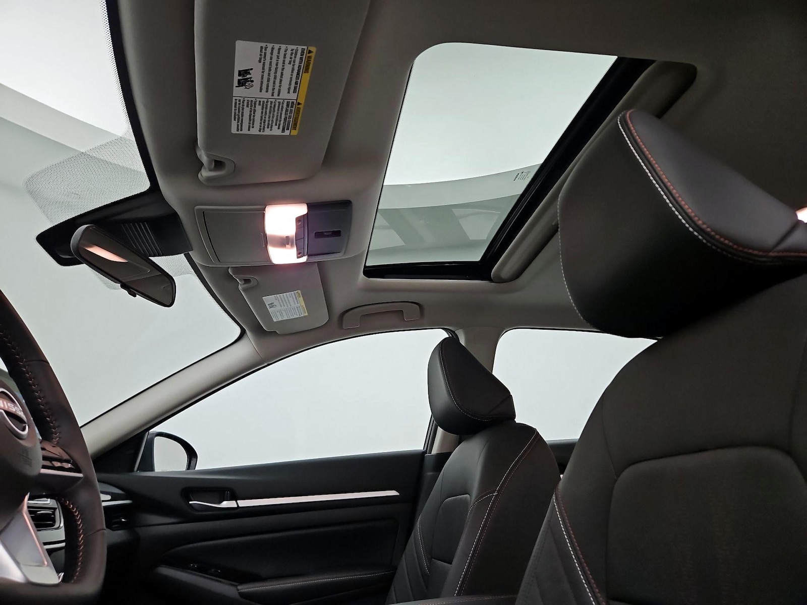 Sunroof(s) & Overhead Airbags