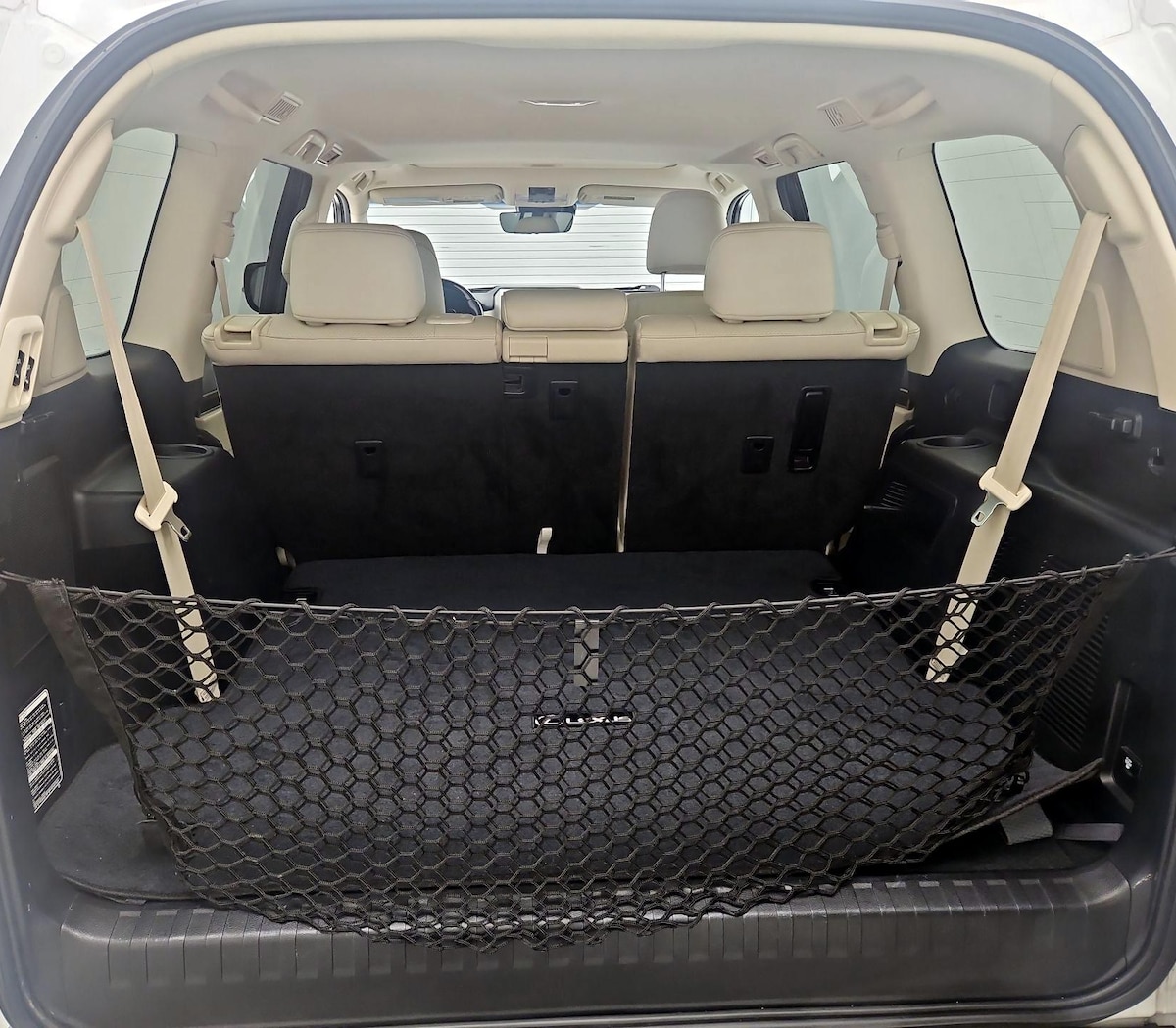Trunk/Cargo (Seats Up)