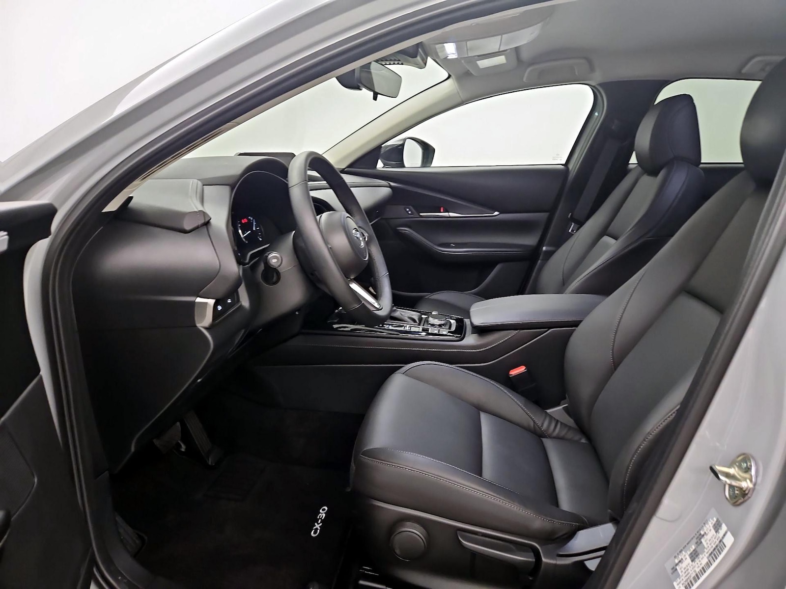 Side Airbags & Leatherette Seats
