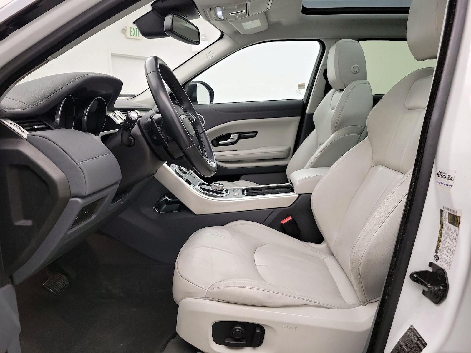 Power Seat(s) & Leather Seats