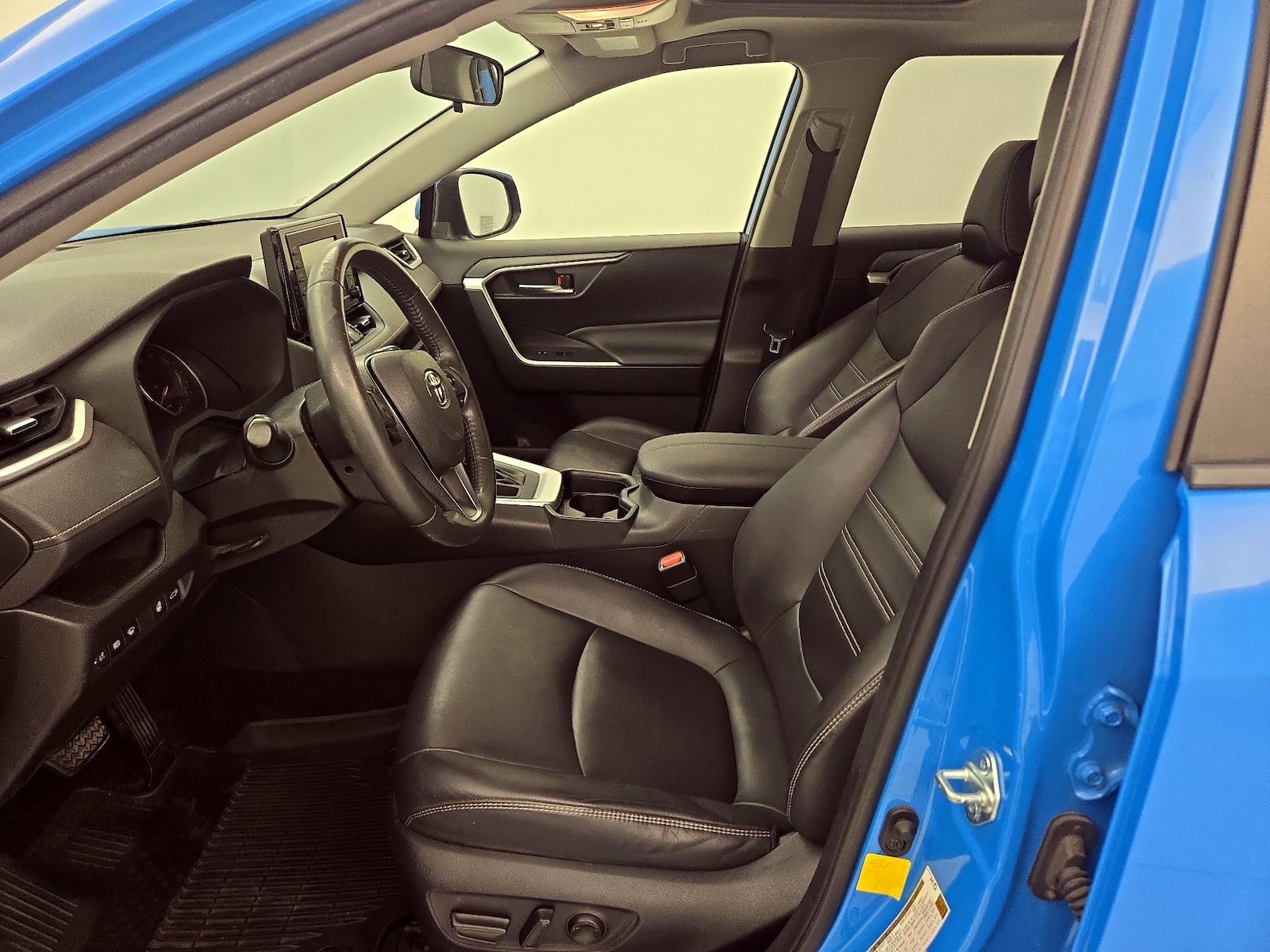 Power Seat(s) & Side Airbags
