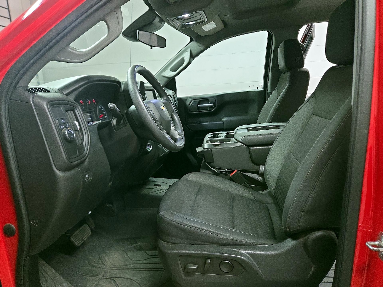 Power Seat(s) & Side Airbags