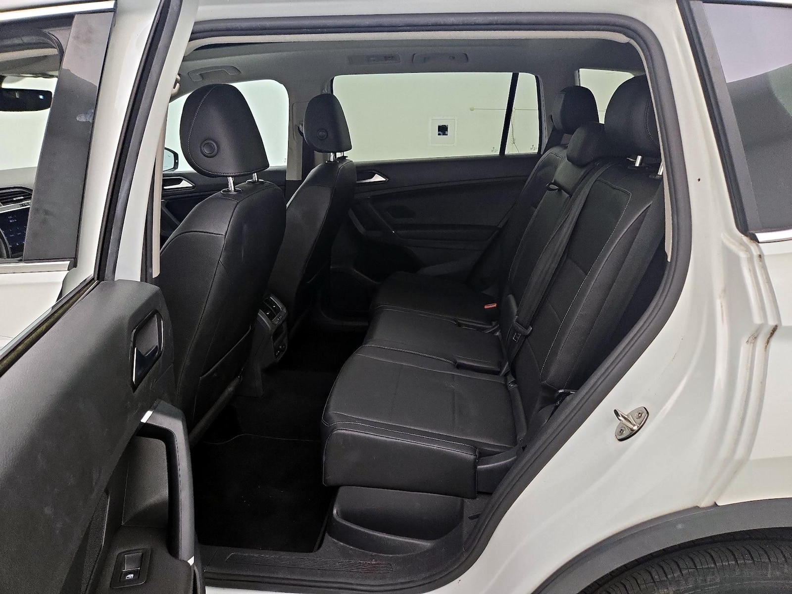 2018 Volkswagen Tiguan SE - Photo 21