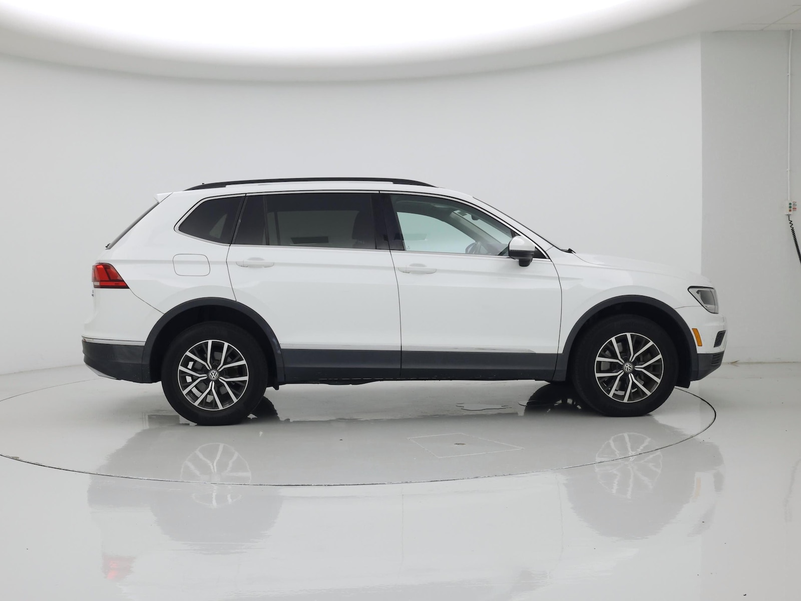 2018 Volkswagen Tiguan SE - Photo 8