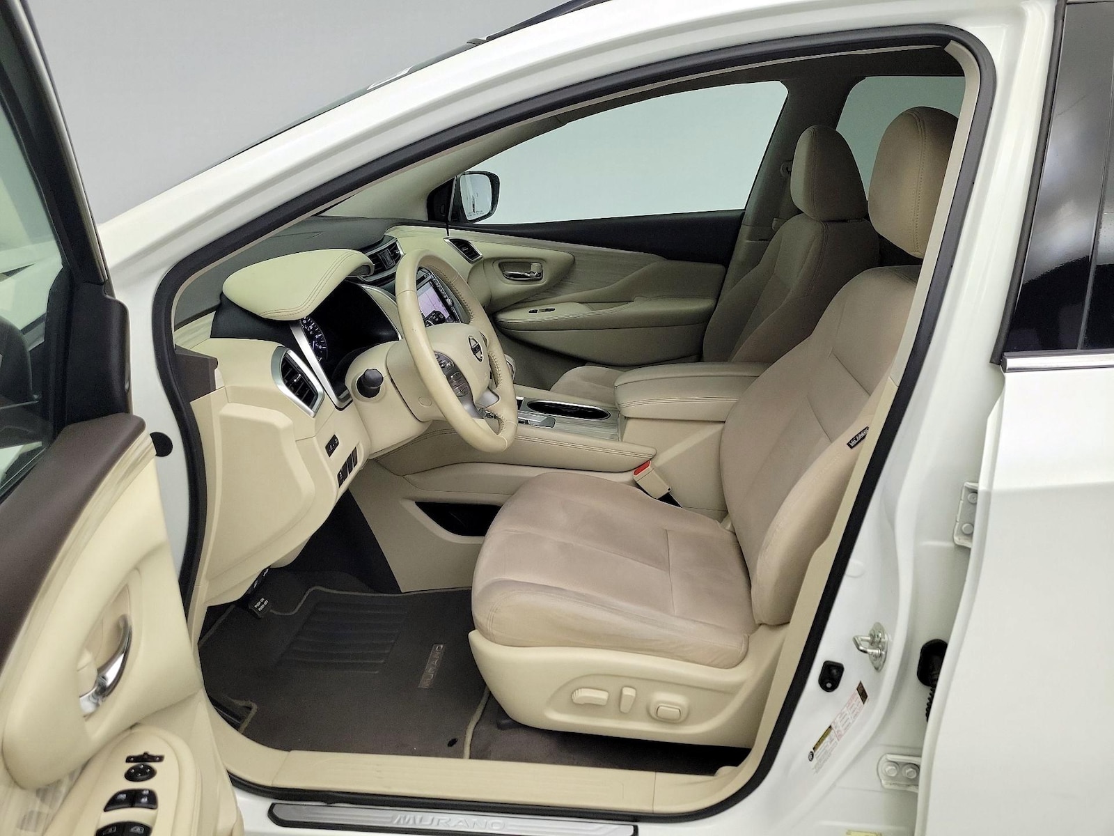 Power Seat(s) & Side Airbags