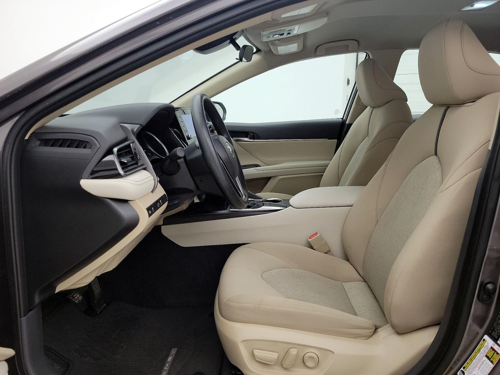 Power Seat(s) & Side Airbags