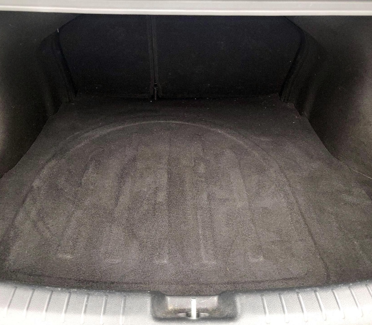 Trunk/Cargo (Seats Up)