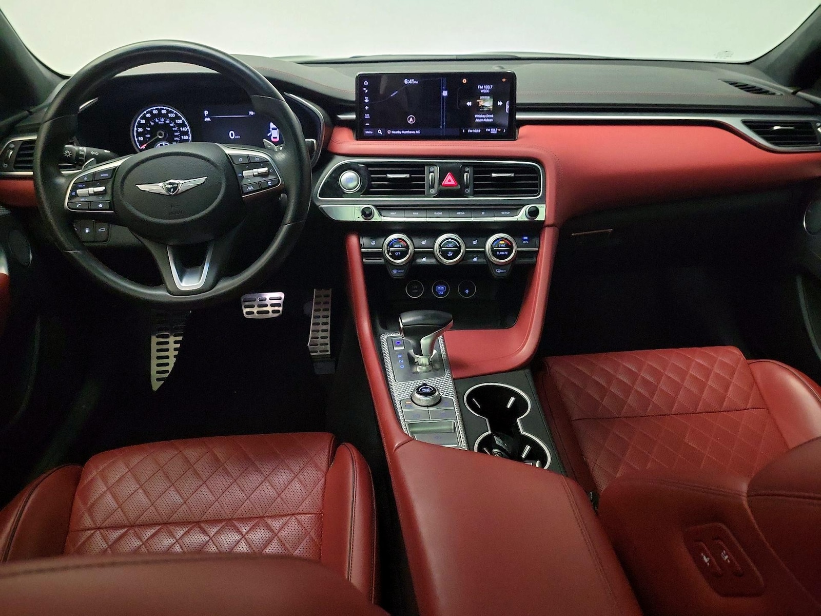Apple CarPlay® & Android Auto™