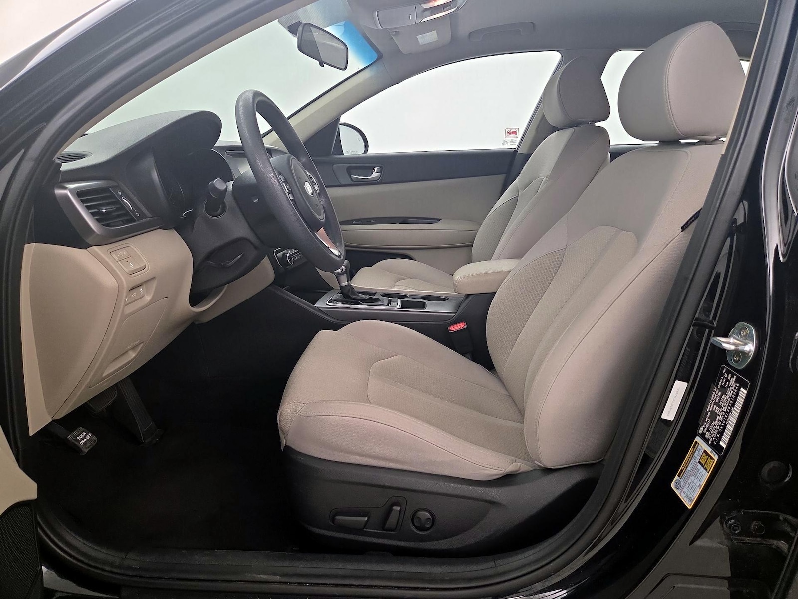 Power Seat(s) & Side Airbags