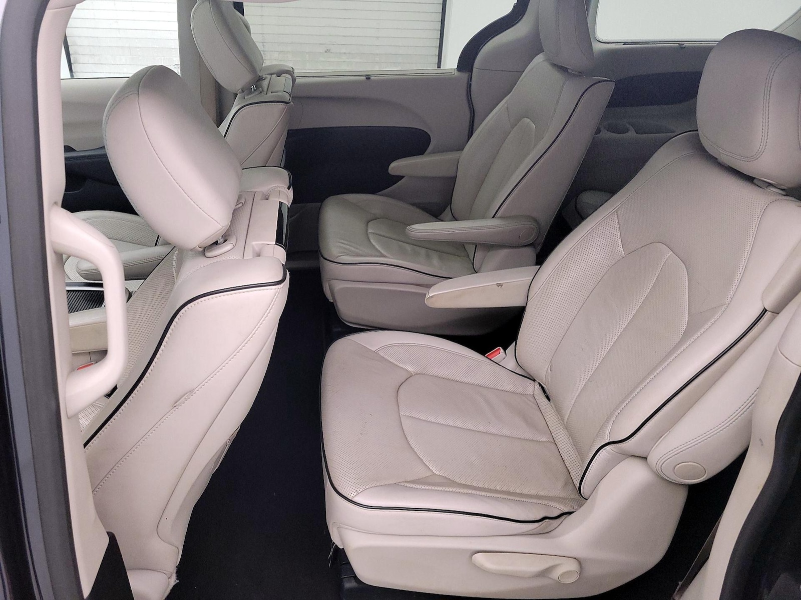Rear Air Conditioning