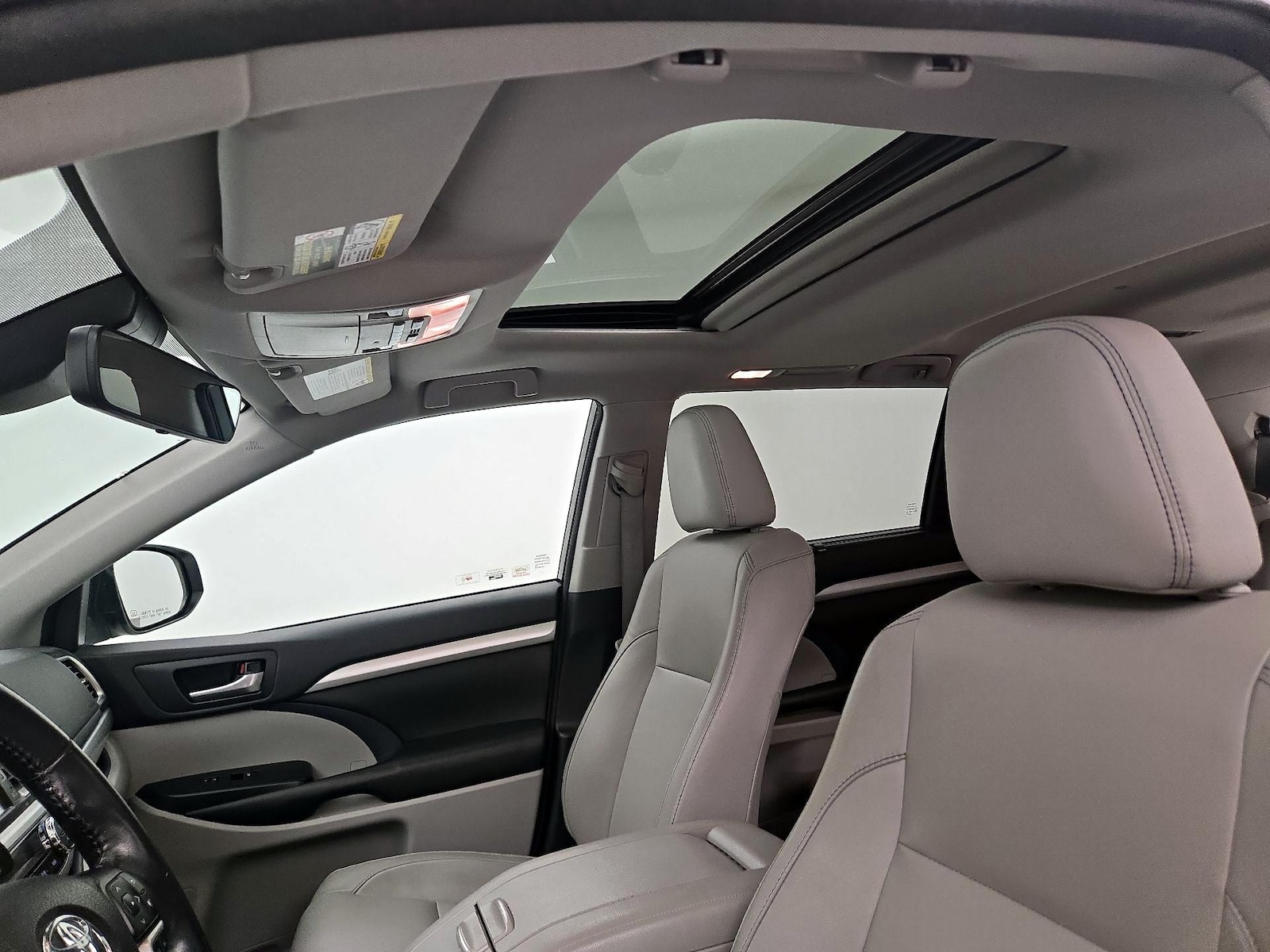 Sunroof(s) & Overhead Airbags