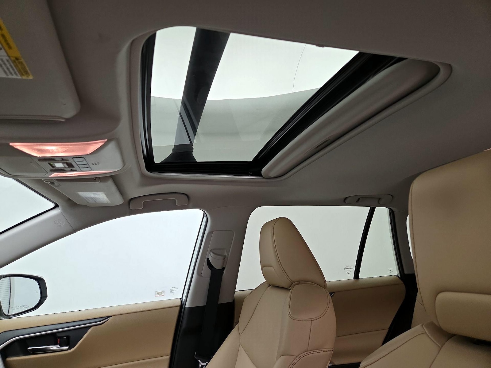 Sunroof(s) & Overhead Airbags