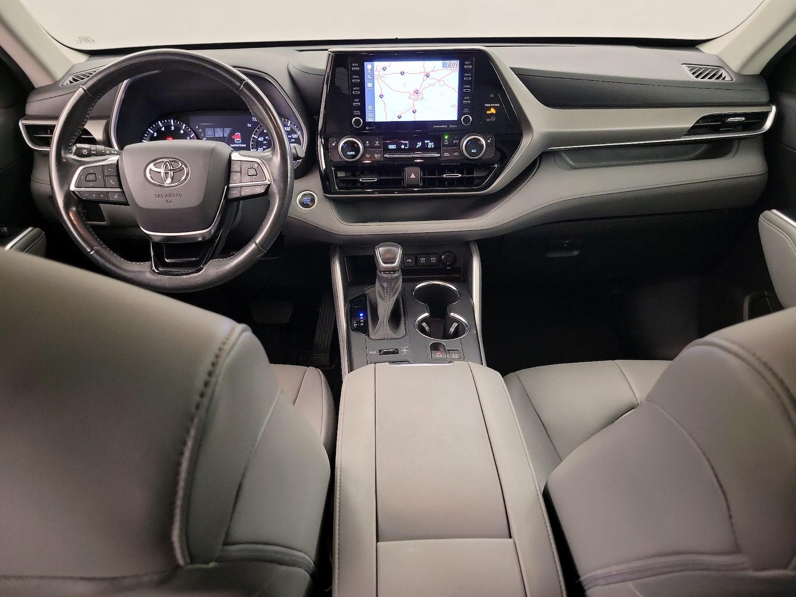 2020 Toyota Highlander XLE - Photo 10