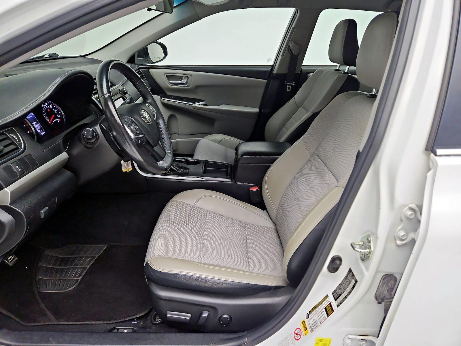 Power Seat(s) & Side Airbags